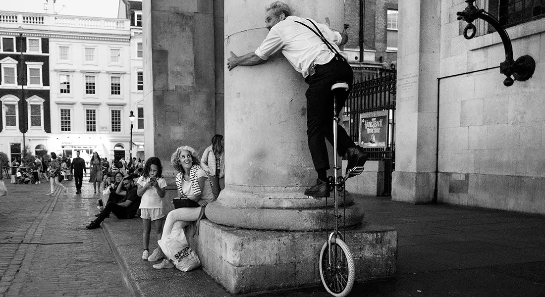 ORNA NAOR | STREET PHOTOGRAQPHY