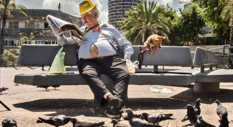ORNA NAOR | STREET PHOTOGRAQPHY